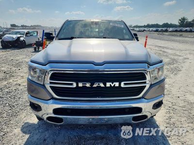 Piąte zdjęcie samochodu w środku: 2020 RAM 1500 BIG HORN/LONE STAR VIN:1C6SRFFT8LN101899 - miniatura
