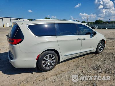Trzecie zdjęcie samochodu z tyłu: 2021 CHRYSLER PACIFICA HYBRID PINNACLE VIN:2C4RC1N79MR510594 - miniatura