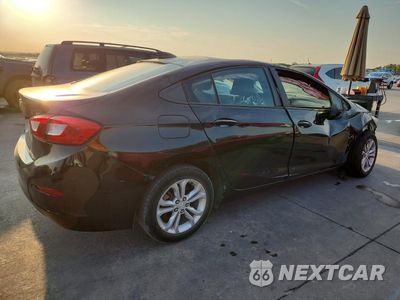 Trzecie zdjęcie samochodu z tyłu: 2019 CHEVROLET CRUZE LS VIN:1G1BC5SM6K7151490 - miniatura