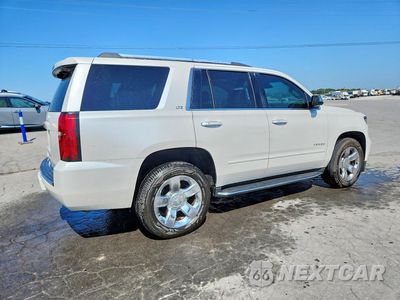 Trzecie zdjęcie samochodu z tyłu: 2016 CHEVROLET TAHOE K1500 LTZ VIN:1GNSKCKC9GR430926 - miniatura