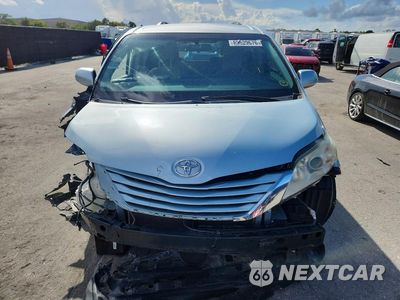 Piąte zdjęcie samochodu w środku: 2016 TOYOTA SIENNA LE VIN:5TDKK3DC7GS714935 - miniatura