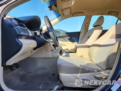 Zdjęcie 7 z 12 samochodu: 2014 TOYOTA CAMRY HYBRID LE VIN:4T1BD1FK8EU137436 - miniatura