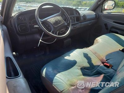 Zdjęcie 8 z 12 samochodu: 2001 DODGE RAM 1500 VIN:1B7HC16X11S748038 - miniatura