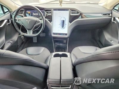 Zdjęcie 8 z 12 samochodu: 2014 TESLA MODEL S VIN:5YJSA1S11EFP49478 - miniatura