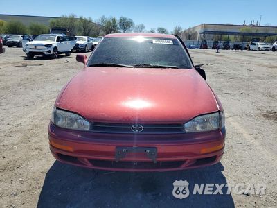 Piąte zdjęcie samochodu w środku: 1993 TOYOTA CAMRY LE VIN:4T1SK12EXPU241550 - miniatura