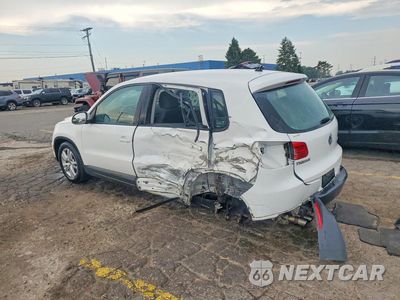 Drugie zdjęcie samochodu z przodu: 2012 VOLKSWAGEN TIGUAN S VIN:WVGBV7AX0CW529766 - miniatura