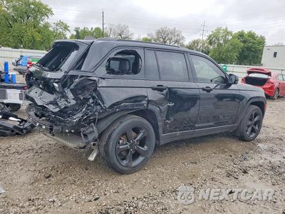 Trzecie zdjęcie samochodu z tyłu: 2023 JEEP GRAND CHEROKEE LAREDO VIN:1C4RJHAG0PC594886 - miniatura