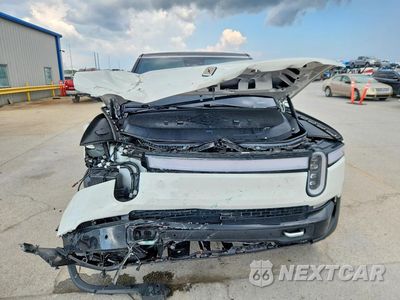 Piąte zdjęcie samochodu w środku: 2023 RIVIAN R1S LAUNCH EDITION VIN:7PDSGABL2PN020810 - miniatura