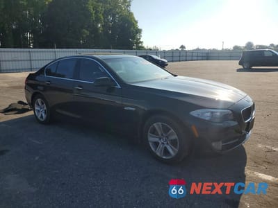 Czwarte zdjęcie samochodu z boku: 2013 BMW 528 XI VIN:WBAXH5C59DD110391 - miniatura