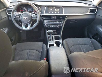 Zdjęcie 8 z 12 samochodu: 2020 KIA OPTIMA LX VIN:5XXGT4L30LG389017 - miniatura