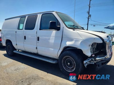 Czwarte zdjęcie samochodu z boku: 2013 FORD E250 DELIVERY VAN VIN:1FTNE2EW0DDA46653 - miniatura