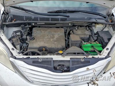 Zdjęcie 12 z 13 samochodu: 2016 TOYOTA SIENNA LE VIN:5TDKK3DC6GS727563 - miniatura