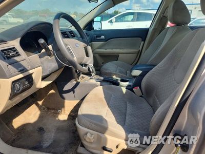 Zdjęcie 7 z 12 samochodu: 2010 FORD FUSION SE VIN:3FAHP0HA8AR316667 - miniatura