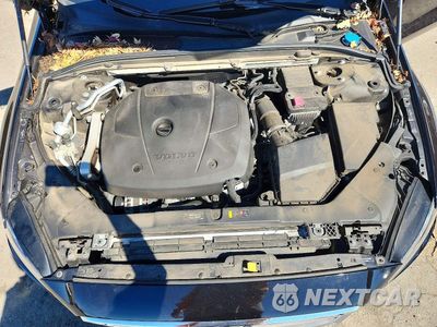 Zdjęcie 11 z 13 samochodu: 2021 VOLVO V60 CROSS COUNTRY T5 MOMENTUM VIN:YV4102WK3M1066029 - miniatura