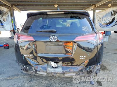 Zdjęcie 6 z 13 samochodu: 2018 TOYOTA RAV4 XLE VIN:2T3RFREV2JW785732 - miniatura