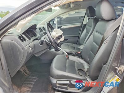 Zdjęcie 7 z 12 samochodu: 2017 VOLKSWAGEN JETTA SE VIN:3VWDB7AJ9HM322007 - miniatura