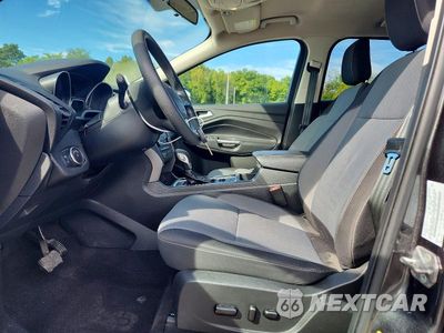 Zdjęcie 7 z 13 samochodu: 2018 FORD ESCAPE SE VIN:1FMCU9GD0JUD53438 - miniatura