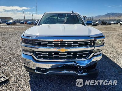 Piąte zdjęcie samochodu w środku: 2018 CHEVROLET SILVERADO K1500 LTZ VIN:3GCUKSEC5JG396854 - miniatura