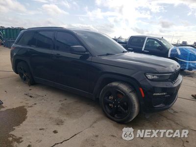Czwarte zdjęcie samochodu z boku: 2023 JEEP GRAND CHEROKEE LIMITED VIN:1C4RJGBG6PC503208 - miniatura