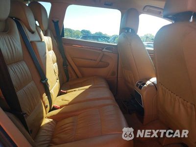 Zdjęcie 10 z 12 samochodu: 2005 PORSCHE CAYENNE VIN:WP1AA29P55LA23775 - miniatura