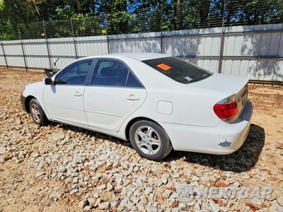 Drugie zdjęcie samochodu z przodu: 2005 TOYOTA CAMRY LE VIN:4T1BE32KX5U607609 - miniatura