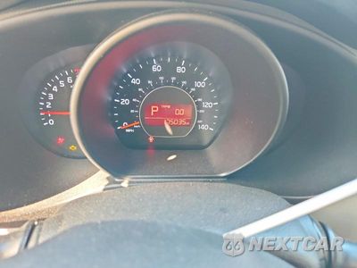 Zdjęcie 8 z 10 samochodu: 2018 KIA SOUL BASE VIN:KNDJN2A25J7546402 - miniatura
