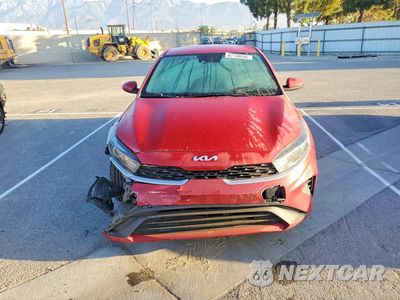 Piąte zdjęcie samochodu w środku: 2022 KIA FORTE LXS VIN:3KPF24AD9NE436518 - miniatura