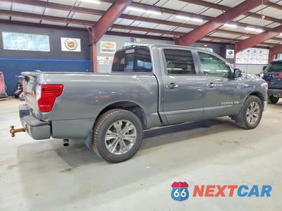 Trzecie zdjęcie samochodu z tyłu: 2019 NISSAN TITAN SV VIN:1N6AA1E54KN500094 - miniatura