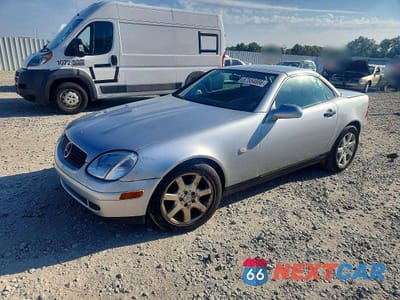 1998 MERCEDES-BENZ SLK 230 KOMPRESSOR WDBKK47F6WF011092 - główne zdjęcie licytacji z USA - miniatura