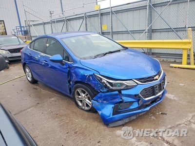 Czwarte zdjęcie samochodu z boku: 2017 CHEVROLET CRUZE LT VIN:1G1BE5SM9H7234771 - miniatura