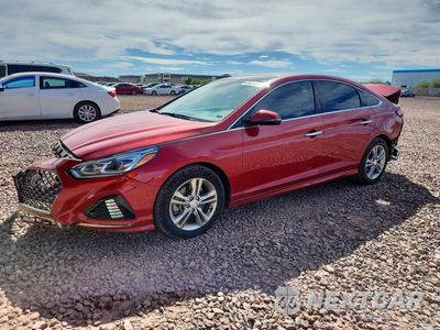 2019 HYUNDAI SONATA LIMITED 5NPE34AF9KH759825 - główne zdjęcie licytacji z USA - miniatura