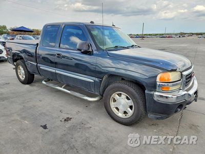 Czwarte zdjęcie samochodu z boku: 2005 GMC NEW SIERRA K1500 VIN:1GTEK19Z75Z320233 - miniatura