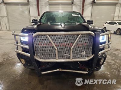 Piąte zdjęcie samochodu w środku: 2017 CHEVROLET SILVERADO K1500 LT VIN:3GCUKREC4HG399649 - miniatura