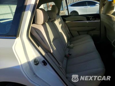 Zdjęcie 11 z 13 samochodu: 2011 SUBARU OUTBACK 2.5I VIN:4S4BRBAC8B3421741 - miniatura