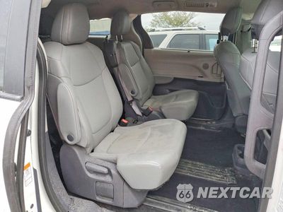 Zdjęcie 11 z 13 samochodu: 2021 TOYOTA SIENNA XLE VIN:5TDYRKEC9MS020810 - miniatura