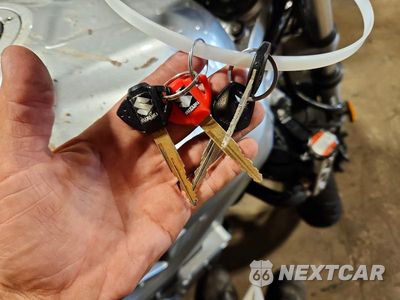 Zdjęcie 8 z 9 samochodu: 2003 SUZUKI SV650 VIN:JS1VP53A932105836 - miniatura