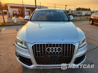 Piąte zdjęcie samochodu w środku: 2014 AUDI Q5 PREMIUM PLUS VIN:WA1LFAFP1EA110668 - miniatura