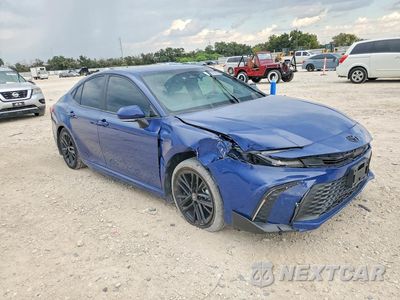 Czwarte zdjęcie samochodu z boku: 2025 TOYOTA CAMRY SE VIN:4T1DAACK2SU063254 - miniatura