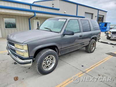 1999 CHEVROLET TAHOE K1500 1GNEK13R3XJ463200 - główne zdjęcie licytacji z USA - miniatura
