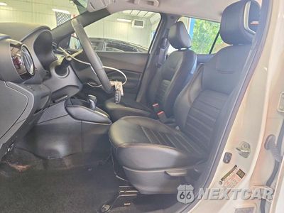 Zdjęcie 7 z 14 samochodu: 2019 NISSAN KICKS SR VIN:3N1CP5CU7KL529376 - miniatura