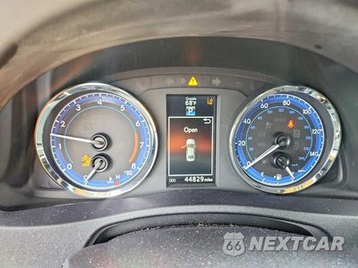 Zdjęcie 9 z 13 samochodu: 2018 TOYOTA COROLLA SE VIN:2T1BURHE0JC982010 - miniatura