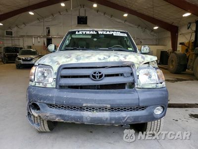 Piąte zdjęcie samochodu w środku: 2006 TOYOTA 2WD PICKUP 4-SPEED W VIN:5TBDT481X6S540466 - miniatura