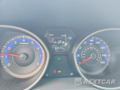 Zdjęcie 9 z 13 samochodu: 2014 HYUNDAI ELANTRA LIMITED VIN:KMHDH4AE2EU154278 - miniatura