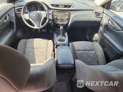 Zdjęcie 8 z 12 samochodu: 2016 NISSAN ROGUE SV VIN:KNMAT2MV1GP655346 - miniatura