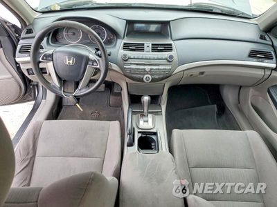 Zdjęcie 8 z 12 samochodu: 2012 HONDA ACCORD LX VIN:1HGCP2F35CA238092 - miniatura