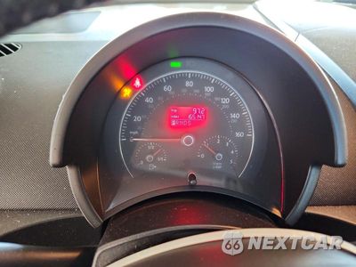Zdjęcie 9 z 12 samochodu: 2006 VOLKSWAGEN NEW BEETLE TDI OPTION PACKAGE 2 VIN:3VWSR31C66M424780 - miniatura