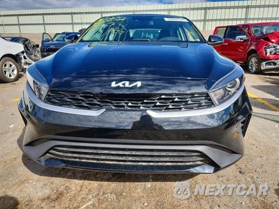 Piąte zdjęcie samochodu w środku: 2024 KIA FORTE LXS VIN:3KPF24AD6RE795377 - miniatura