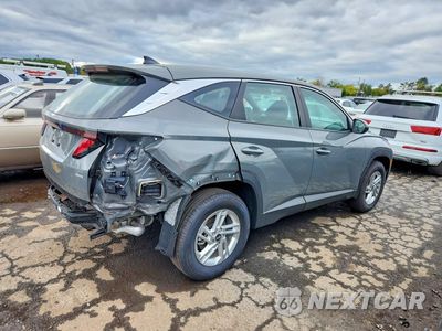 Trzecie zdjęcie samochodu z tyłu: 2025 HYUNDAI TUCSON SE VIN:5NMJACDE3SH518891 - miniatura