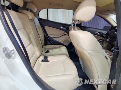 Zdjęcie 11 z 13 samochodu: 2017 MERCEDES-BENZ GLA 250 4MATIC VIN:WDCTG4GB1HJ299215 - miniatura