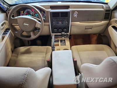 Zdjęcie 8 z 13 samochodu: 2008 JEEP LIBERTY SPORT VIN:1J8GN28K78W179544 - miniatura
